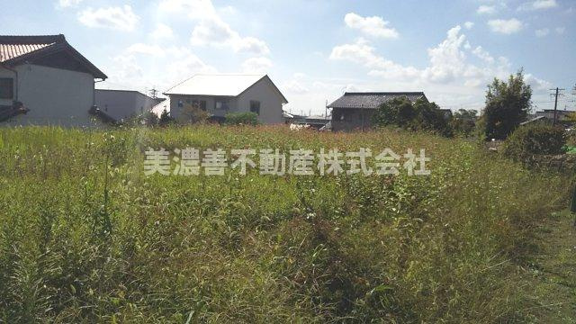 ５７５４１　一宮市北方町北方字中宝江土地の外観