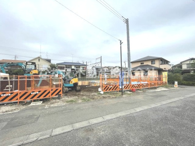 【前面道路含む現地写真】 | 仲介手数料無料　府中市美好町３丁目新築戸建て３棟　３号棟