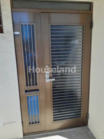 中之島アパートの玄関