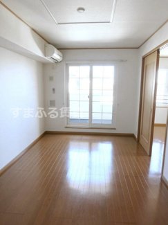 【居間・リビング】 | インペリアルB　西尾市徳永町