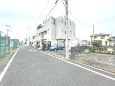 【前面道路含む現地写真】 | 仲介手数料無料　府中市西府町１丁目売土地３区画（残り１区画）　２号地