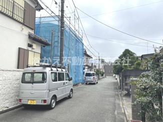 【前面道路含む現地写真】