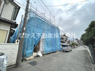 【前面道路含む現地写真】