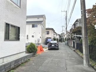 【前面道路含む現地写真】