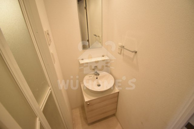 【独立洗面台】 | エスリード京橋グランツ | 朝の身支度には欠かせない独立洗面化粧台