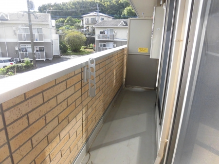 熊本市北区大窪１丁目のアパートのバルコニー