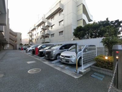 【駐車場】 | クレストフォルム日吉サウスウィング | 機械式駐車場です。
