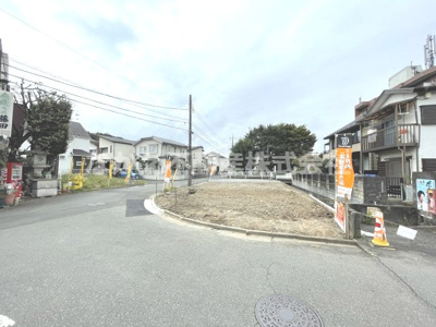 【前面道路含む現地写真】 | 仲介手数料無料　日野市南平８丁目新築戸建て２棟　１号棟
