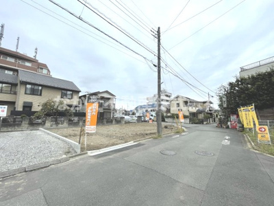 【前面道路含む現地写真】 | 仲介手数料無料　日野市南平８丁目新築戸建て２棟　２号棟