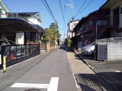 【前面道路含む現地写真】 | 宇治市槇島町薗場　中古戸建