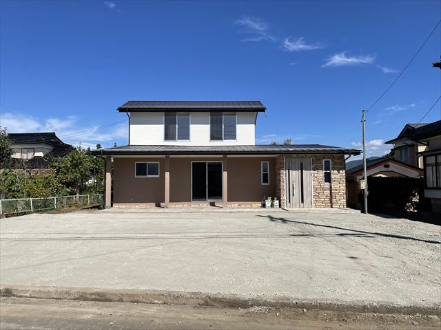 南箕輪村・リノベーション住宅の外観