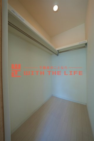 スフィーダの収納|こまごまとしたものを収納できそうですね