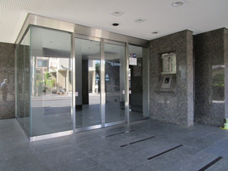 【エントランス】