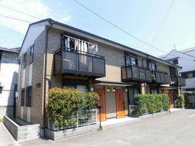 【外観】 | ピュアニッシモ | 建物の個性を主張するシックな外観です