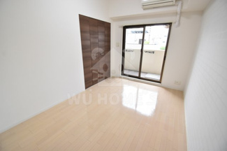 【居間・リビング】 | ラグゼ桜ノ宮 | リビングです