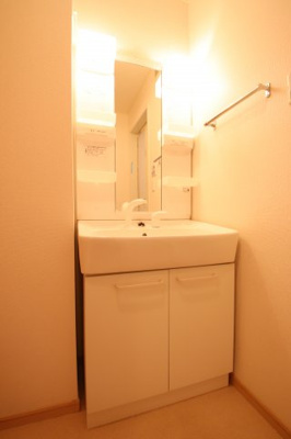 【独立洗面台】 | メゾンリュミエール