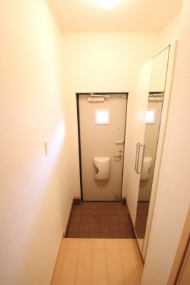 【玄関】 | メゾンリュミエール