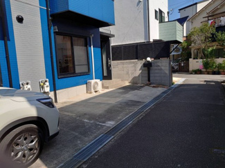 【駐車場】 | 大型車は不可です
