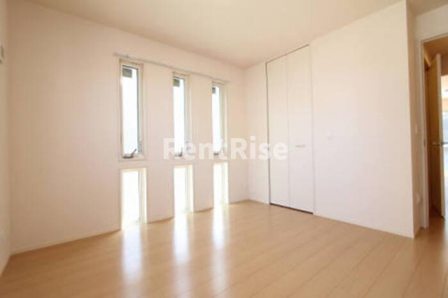 Novel Court IMAISE Ａの庭