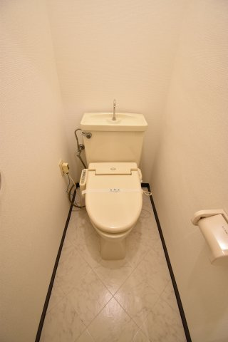 アンビション難波WESTのトイレ