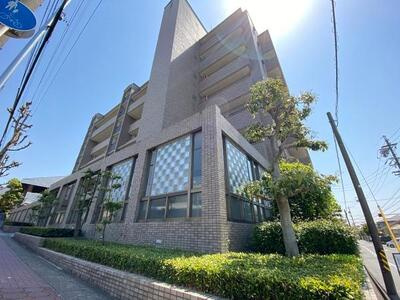 【外観】 | 八事雲雀ヶ丘パークホームズ　★仲介手数料無料★　表山小学校　御幸山中学校 | リノベーション済み。
保証付きマンションです。