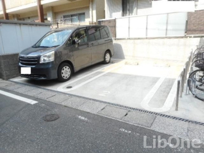 【駐車場】 | シャーロットハウス