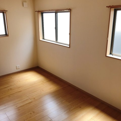 【洋室】 | 大誠ハイツ北高下Ⅱ | 落ち着いた色調の洋室です