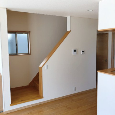 【内装】 | 大誠ハイツ北高下Ⅱ | 明るい色調の室内です