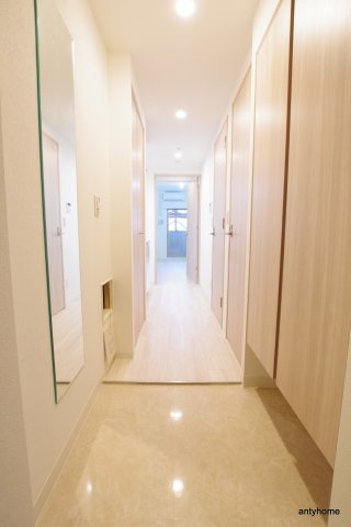 ワールドアイ難波南PORTA 仲介手数料無料の内装