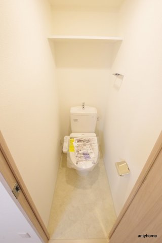 ワールドアイ難波南PORTA 仲介手数料無料のトイレ