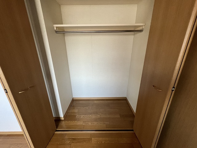 ジュピターの収納|便利な収納スペースです
※間取り反転の場合あり、内装が若干異なる場合がございます