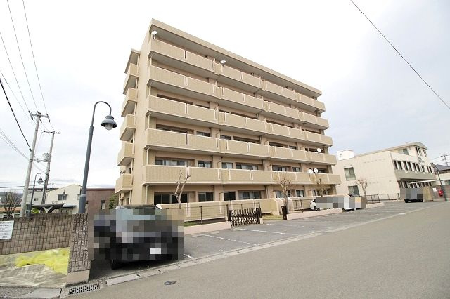 ジュピターの外観|落ち着いた雰囲気の外観です