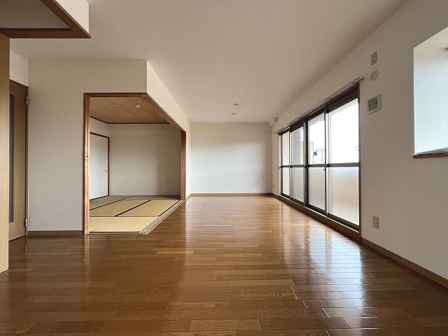 ジュピターの居間・リビング|居間です
※間取り反転の場合あり、内装が若干異なる場合がございます