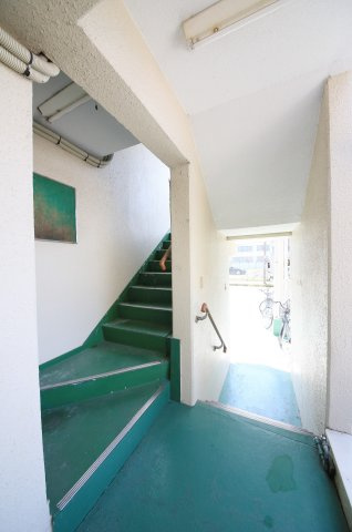 キャンパスひまわり住吉のエントランス