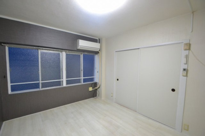 【居間・リビング】 | 二葉ビル B棟