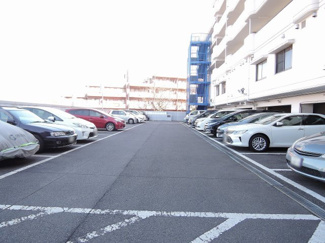 【駐車場】 | 平置き駐車場です。