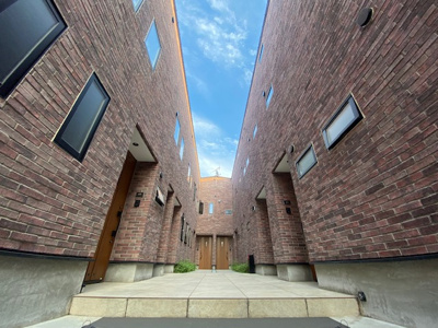 【外観】 | BRICK HOUSE
