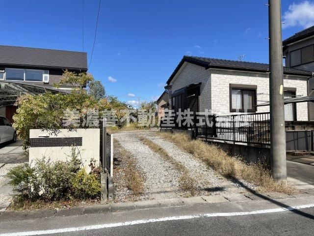 ５７１７９　岐阜市西鶉土地の外観