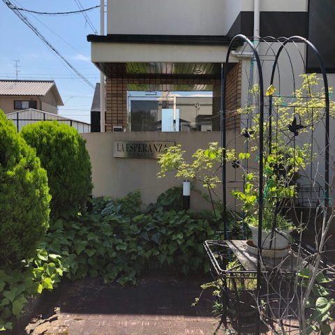 ラ・エスペランサの外観