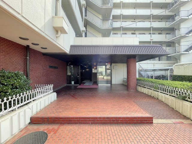 ストーク草加二番館のエントランス|エントランス部分