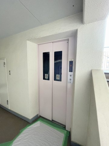 ストーク草加二番館のその他共用部分|エレベーター完備