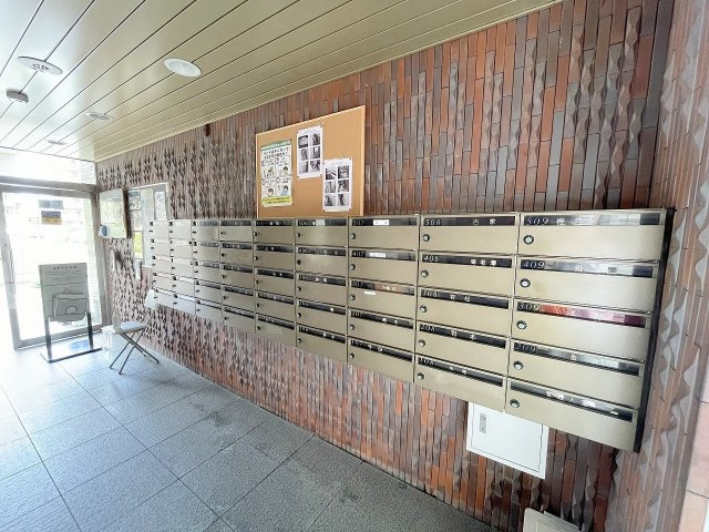 ヴェラハイツ草加松原のその他共用部分|郵便ポスト