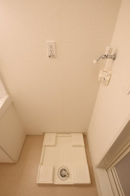 【設備】 | ラフレシール三日市Ⅲ | 室内洗濯機置場