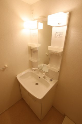 【独立洗面台】 | ラフレシール三日市Ⅲ