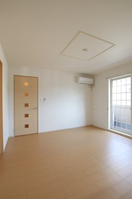 【居間・リビング】 | ラフレシール三日市Ⅲ