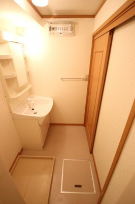 【洗面所】 | ヴィラミニョン