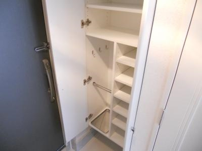 グラマシー京都（旧リエトコート塩小路堀川）の設備|シューズＢＯＸ