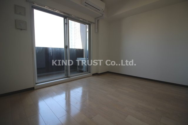 レジュールアッシュ梅田北の洋室|スタンダードな洋室です