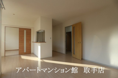 【居間・リビング】 | シェル青柳B