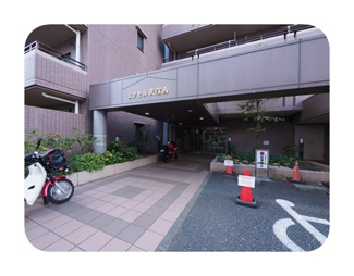 【エントランス】 | 落ち着いたエントランスです